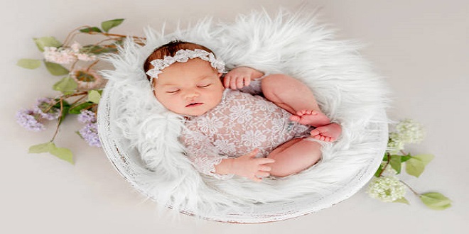 Creative Baby Girl Photoshoot Ideas At Home